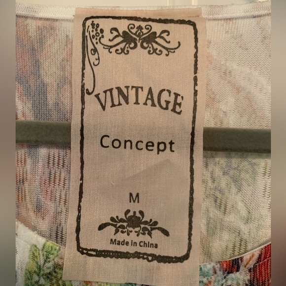 Vintage Concept Blouse Animal & Floral Print Women’s Med Dolman Sleeves - Picture 7 of 8